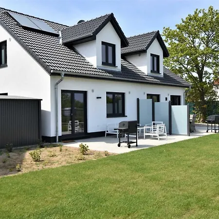 Ferienhaus Wildrose 2 Kuehlungsbor شقة *